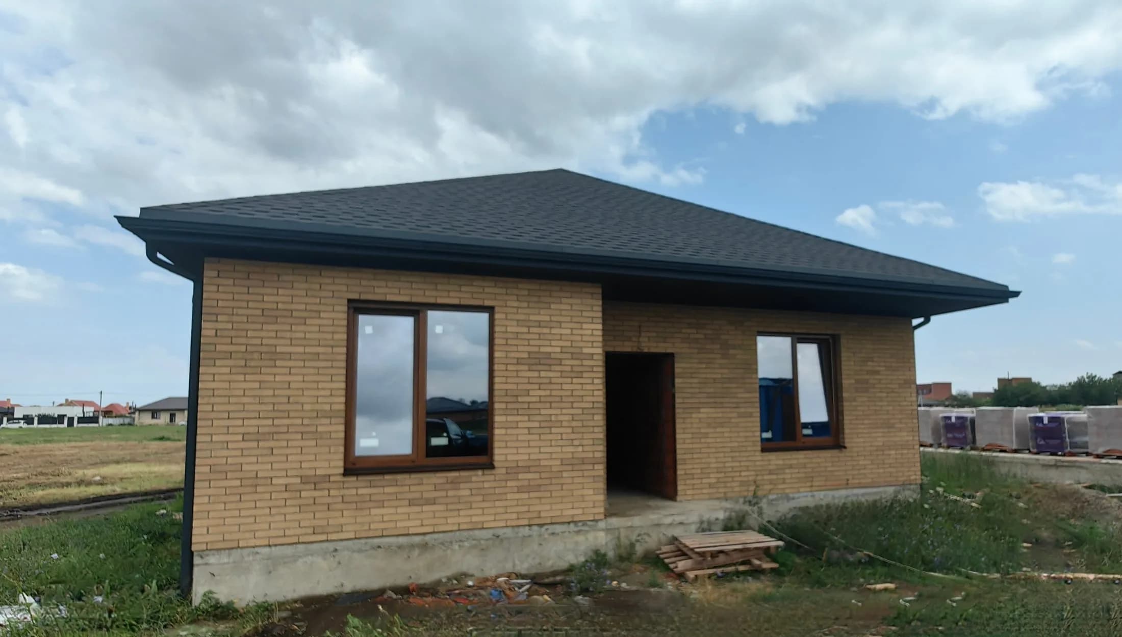 100 м², 4 сотки ИЖС, все коммуникации, 8500 т.р.